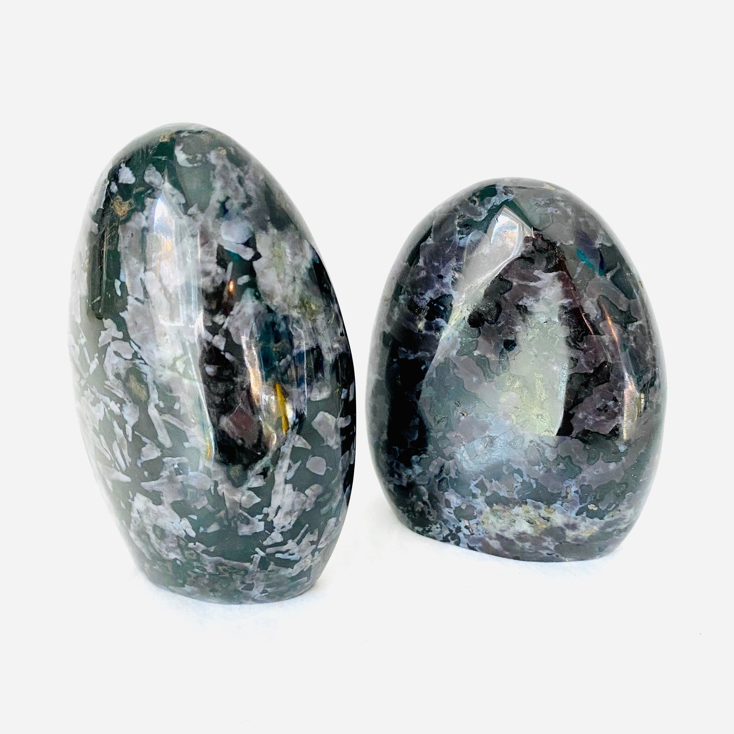 Merlinite // Indigo Gabbro